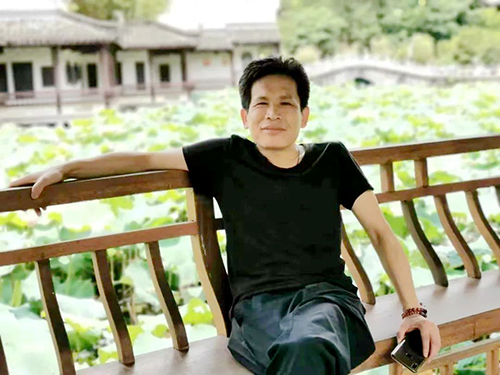 ����U�î���������������������Ȫ