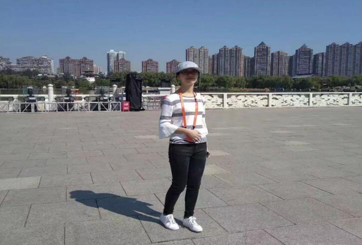 �Ҹ���ۙ�E