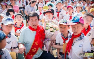 �ϲ��Ǳ��W(xu��)У�e�k���g������ ��һ��ͯ��(ji��)�����