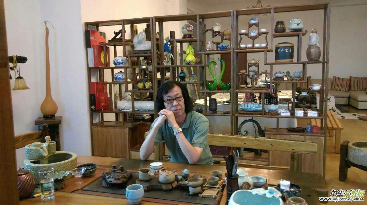 �Ї�(gu��)�Ļ��M(j��n)�f�҃�(y��u)��������L(f��ng)��չ--�O��ͥ