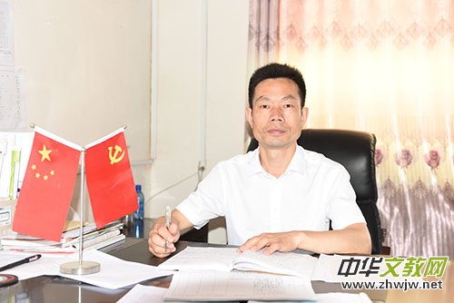 ���������|(zh��)�� ���M(j��n)��ɫ����