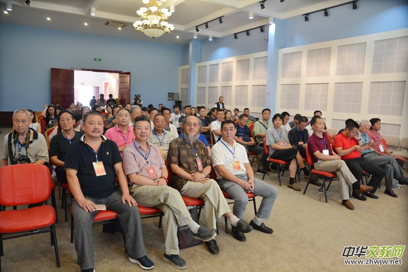 ���A���ϵڶ��Õ���ˇ�g(sh��)��ӑ��(hu��)����չ�ڱ������_