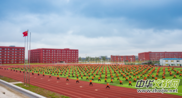 ��r犣���ϵ�y(t��ng)˼�S����У�L���n���I(l��ng)��(d��o)���Č��`̽��