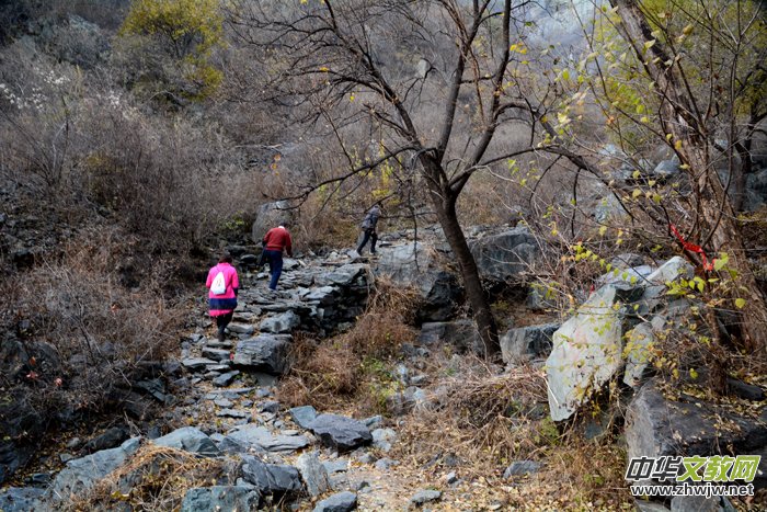 ����ɽ��ʯ�����Ȫ�澰