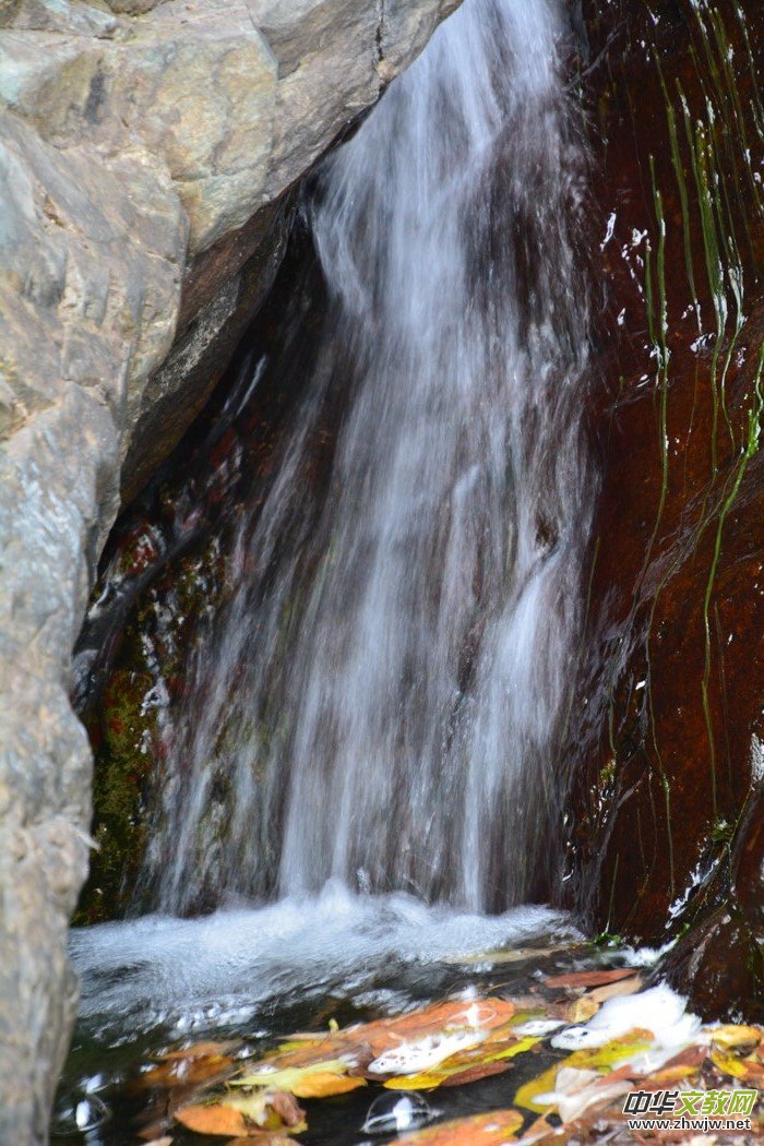 ����ɽ��ʯ�����Ȫ�澰