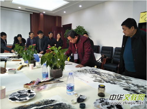 �Ļ����l(xi��ng)�M(j��n)�ȷ� �Pī�]������A