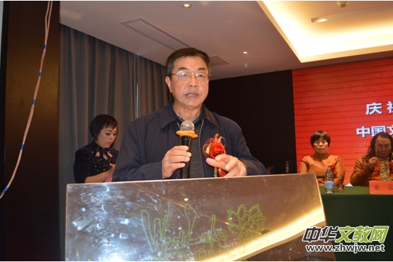 �Ļ����l(xi��ng)�M(j��n)�ȷ� �Pī�]������A