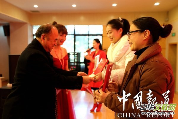 �}�Ͽh�׌ã�����֪����΢�n��ِ�C���߈D�����ǻ�У�@��ٛ�xʽ¡���e��