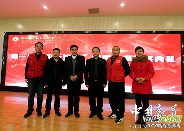 �}�Ͽh�׌ã�����֪����΢�n��ِ�C���߈D�����ǻ�У�@��ٛ�xʽ¡���e��