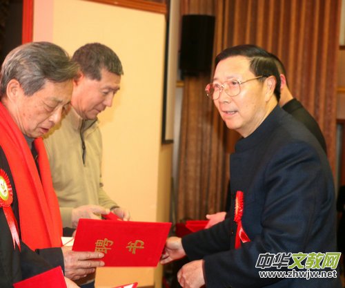 2017�����Ї������ʢ���ڱ����e��