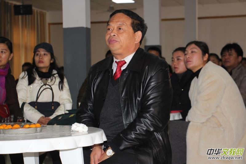 ����ʡ�Ϫ�h���ӌ��W(xu��)У2017��ʮ��������