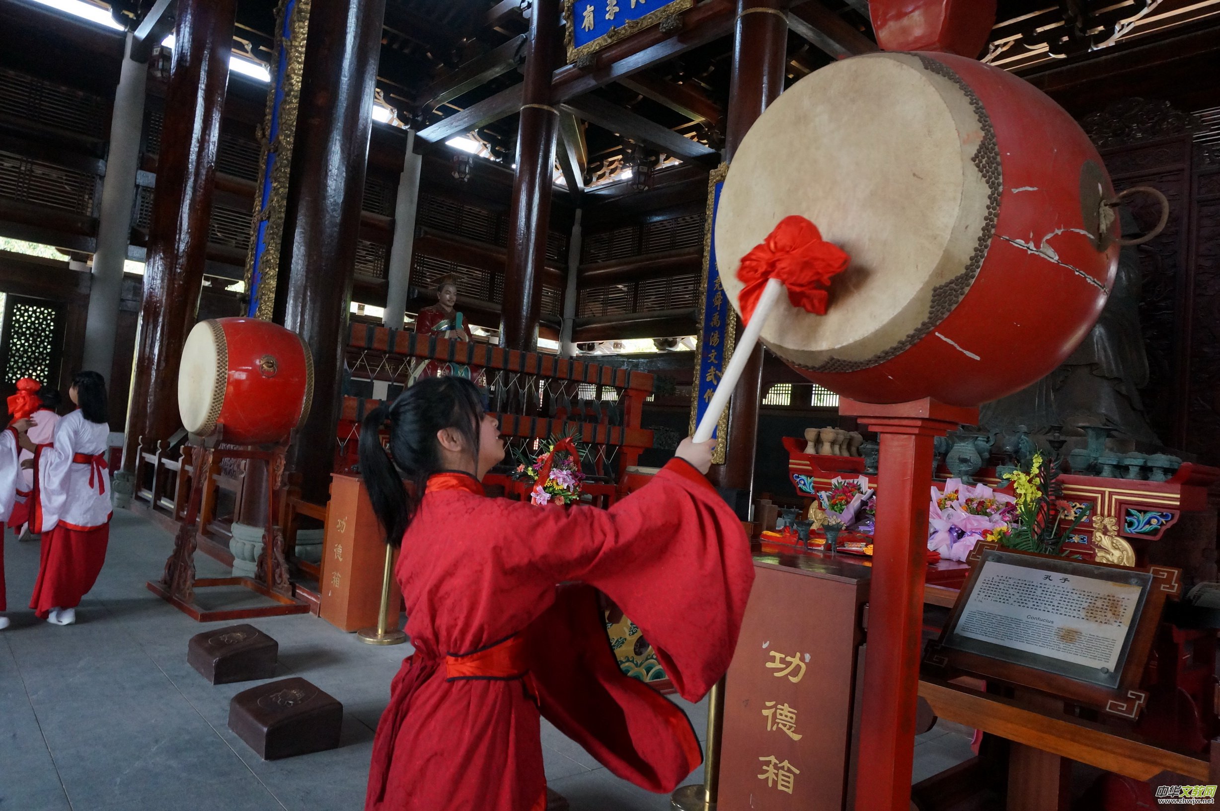 �ό����ɺ��WУ�e�С�ʥ�t���� ��Ԫ�ǿơ��׏R���״��