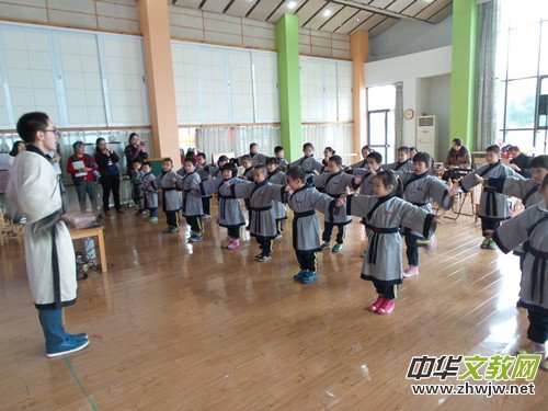 �\Մ�׃��@���W����