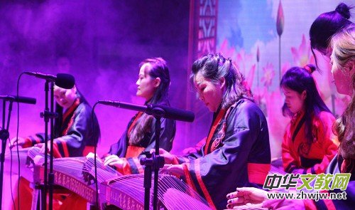 2018����ɫ���١�����ِ�^(q��)������Ļ