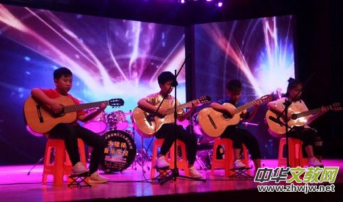 2018����ɫ���١�����ِ�^(q��)������Ļ