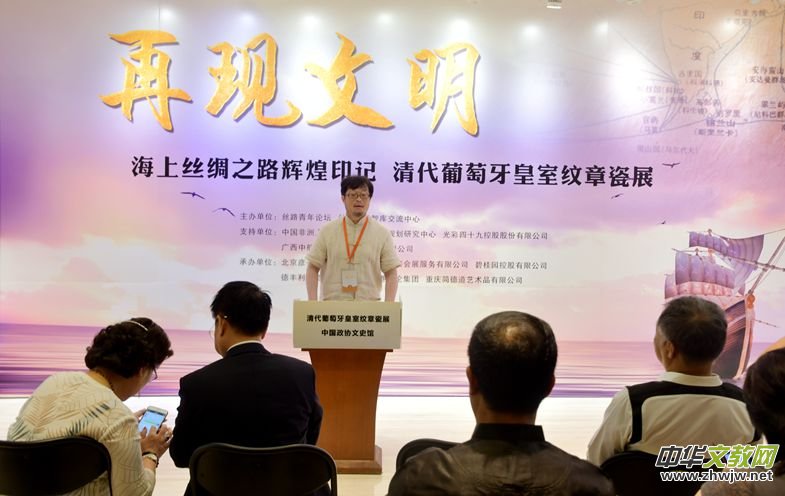 �٬F(xi��n)���������Ͻz�I֮·�x��ӡӛ�����������Ҽy�´�չ���A�M��Ļ