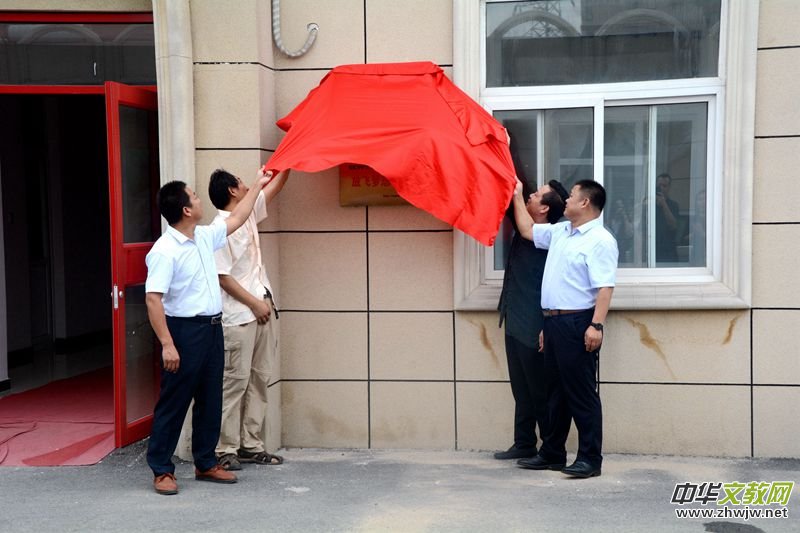 ��Ԋ���Ї�����������¡��_�C(j��)���ݲ��z�����ĳ����xʽ�ھ�¡���e��