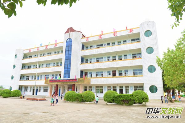 ��߽̌W(xu��)�|(zh��)�� ��(g��u)�����CУ�@