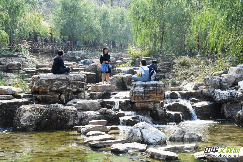 �t�¹Ⱦ��^(q��)�t��С�(zh��n)��Ӱ����Ц���z