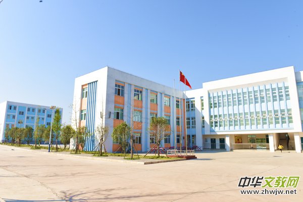 ��(g��u)�����CУ�@ ��߽̌W(xu��)�|(zh��)��