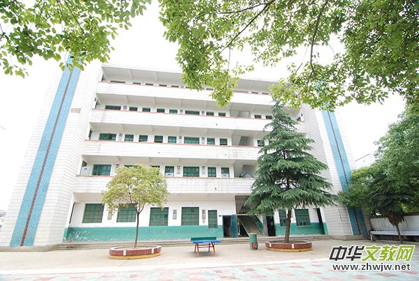 ����У�@�Ļ�Ʒ�� ��(chu��ng)�O(sh��)�������˭h(hu��n)��