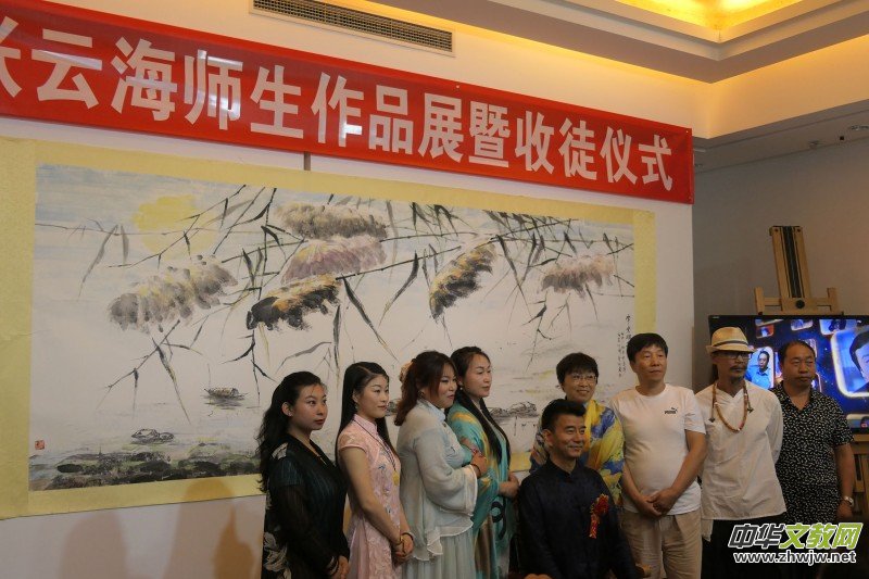 ���ƺ�����������Ʒչ����ͽ�xʽ�ڱ���¡���e��