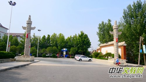 ������ɽ �����¾���W(xu��)������Ԋ��