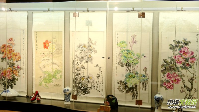 �������ծ��҄�Ԫ�t��ĵ��֮�衱���}ϵ����Ʒչ�_Ļ