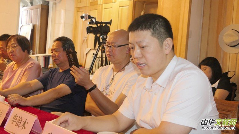 �����o�L(zh��ng)ƪС�f(shu��)�����f(shu��)�y�й��¡����������(y��ng)�����N������Մ��(hu��)�ھ��e�k