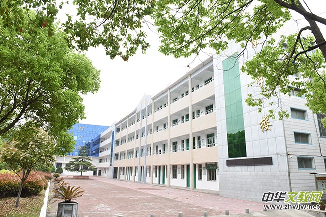 ��(g��u)�����CУ�@ ��߽̌W(xu��)�|(zh��)��