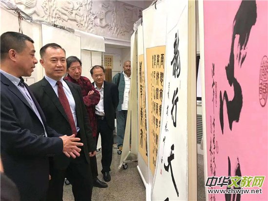 �cף�з�����55�����ߡ��w�Y�h(hu��n)�򡱕������Ұ�����Ո(q��ng)չ�ڰ����_Ļ