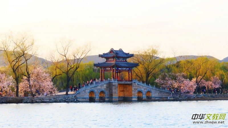 �����U�͈@ �Ŀ����������ľ�ɫ