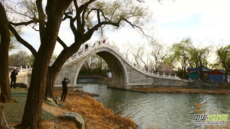 �����U�͈@ �Ŀ����������ľ�ɫ