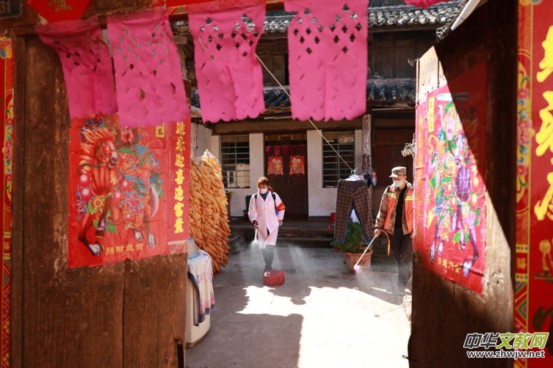 ����Ů���t(y��)������־�ɳ� �������ו�(sh��)��(hu��)�zӰչ��Ʒ�x��