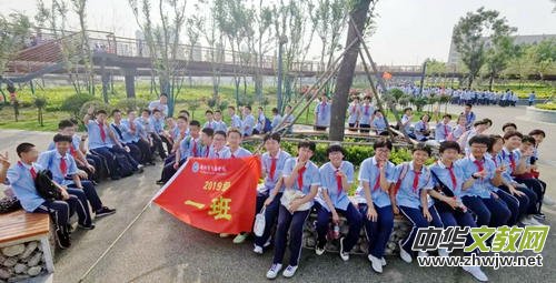 ��ጷŉ��� �����ഺ�����(y��ng)���w��W(xu��)У�h(yu��n)����(d��ng)�o(j��)��(sh��)