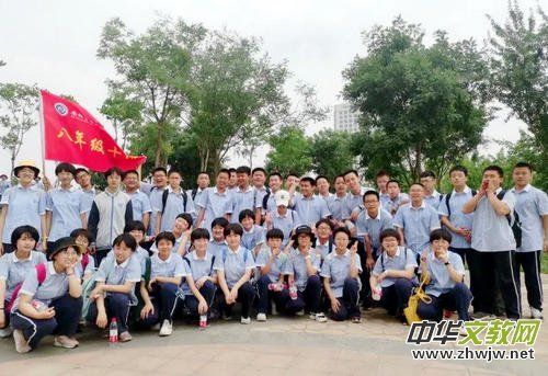 ��ጷŉ��� �����ഺ�����(y��ng)���w��W(xu��)У�h(yu��n)����(d��ng)�o(j��)��(sh��)