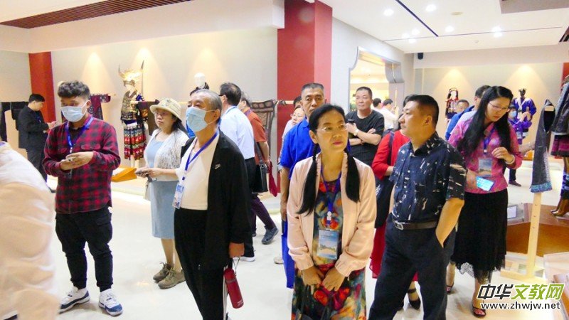 2020����̩ɽ���L(f��ng)�P��(hu��)�ߵ�10���Ї� ������(chu��ng)��Փ����ɽ�|̩��¡���e�k