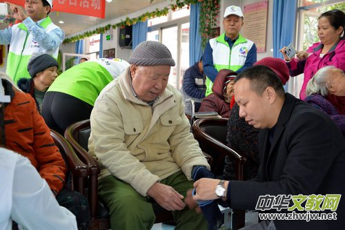 �R�ܿƼ����ߴ����C��(ji��ng)�xʽ�ڽ��������e��