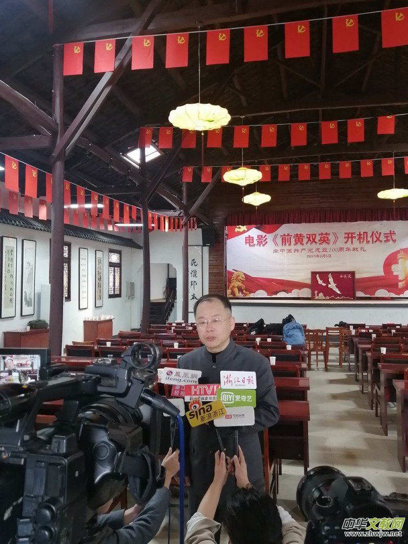 ǰ�S�pӢ�����Ź�ã���������}���Ӱ��ǰ�S�pӢ����ʽ�_�C