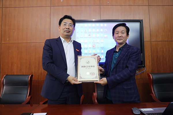 �Ї�(gu��)��(d��ng)���ČW(xu��)�о���(hu��)У�@�ČW(xu��)ί�T��(hu��)���ҵ������ЌW(xu��)�{(di��o)��