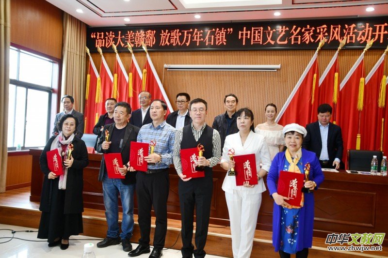 �Ї���ˇ���ҡ�Ʒ�x�����M۶  �Ÿ��f��ʯ�(zh��n)�����L(f��ng)ϵ�л��(d��ng)�e�k