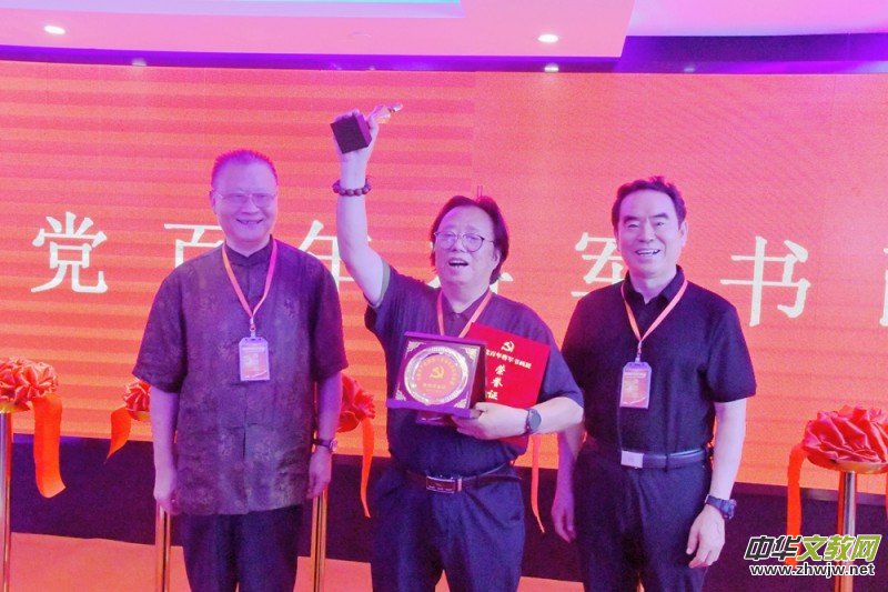 ���h���ꌢ܊����չ���Ϻ��e��