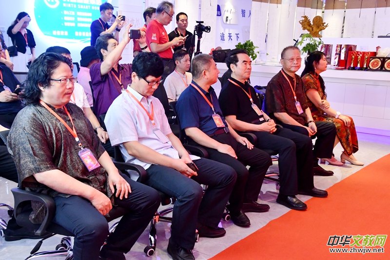 ���h���ꌢ܊����չ���Ϻ��e��