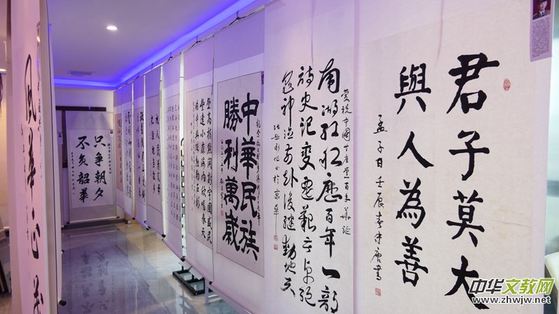 ���h���ꌢ܊����չ���Ϻ��e��