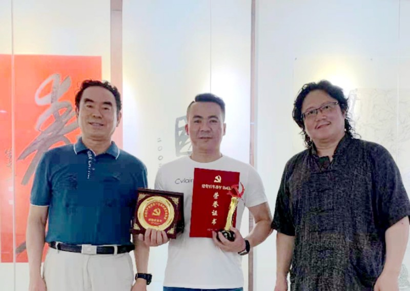 ���h���ꌢ܊����չ���Ϻ��e��