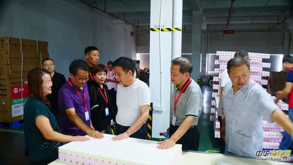 ��Ʒ�xТ�l(xi��ng) �Ÿ��Ҳ��ˇ�g(sh��)֮�á���12���Ї�(gu��)������(chu��ng)��Փ���ڰ����e��