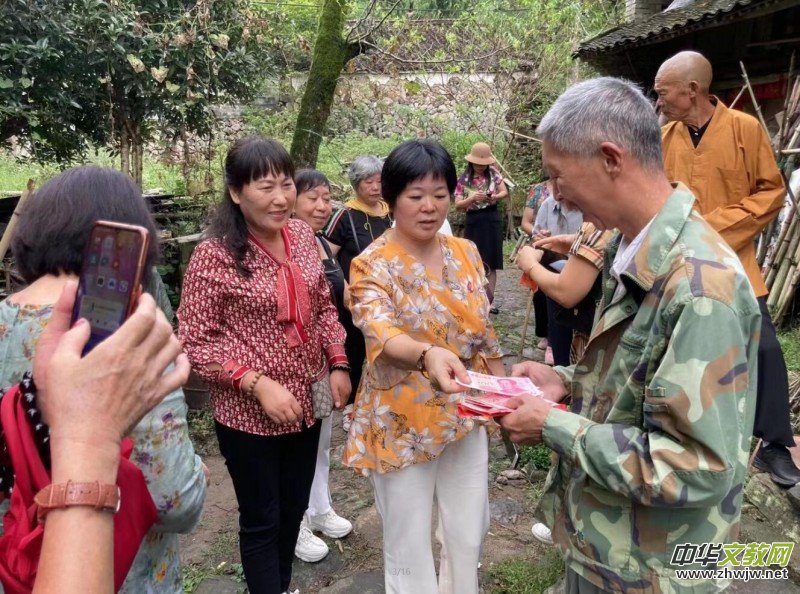 �ž����(y��ng)��(ji��)��Т�f(w��n)���А��Ĺ�����(d��ng)