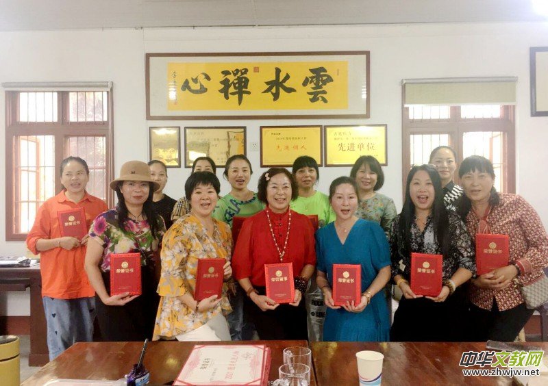 �ž����(y��ng)��(ji��)��Т�f(w��n)���А��Ĺ�����(d��ng)