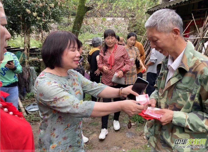 �ž����(y��ng)��(ji��)��Т�f(w��n)���А��Ĺ�����(d��ng)