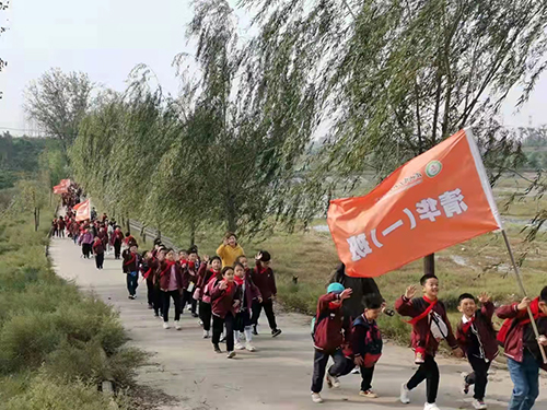 2021�����д�ɽ��(sh��)�(y��n)�W(xu��)У�����á�����������20����ͽ�����(d��ng)�ɹ��e��